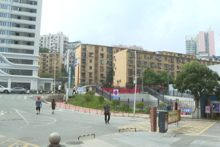汉江路首座过街地下通道完工，即将投用
